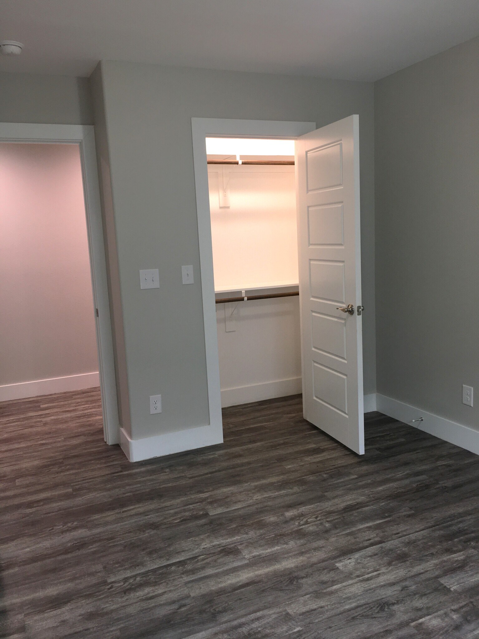 Building Photo - 709 W Woodard St