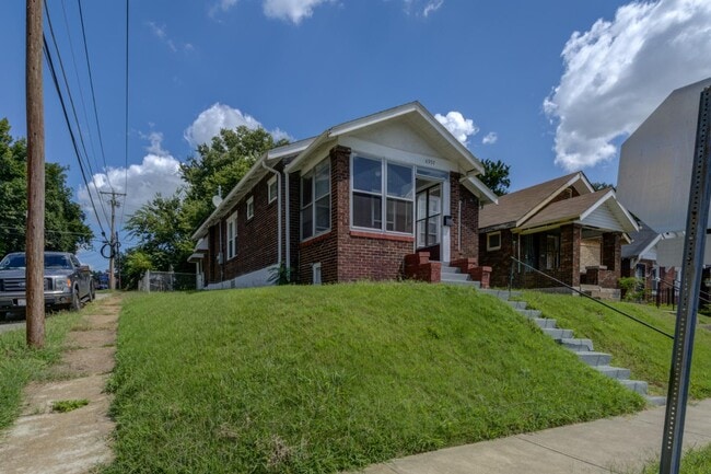 Building Photo - 6997 Edison Ave