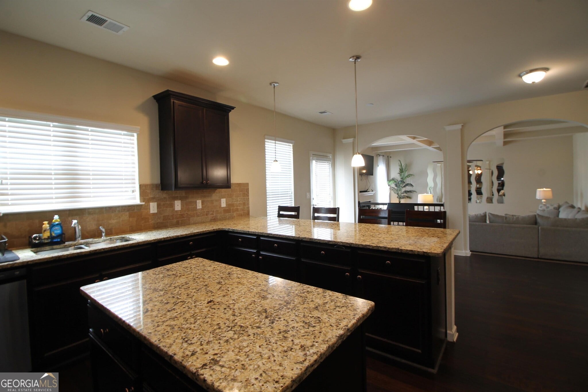 Building Photo - 529 Harmony Way