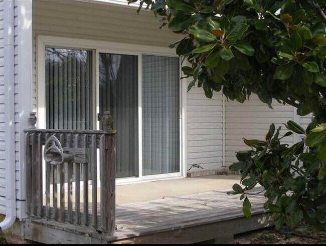 Building Photo - 7251 Grimms Landing