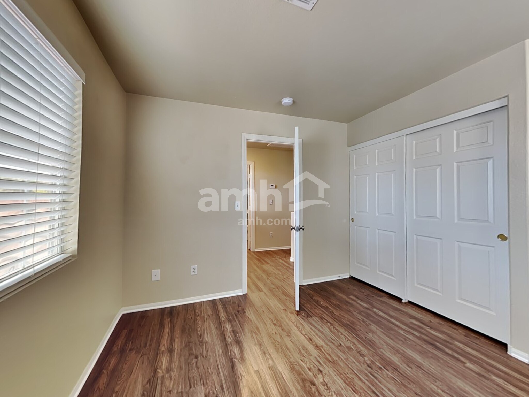 Building Photo - 909 Ortega Hill