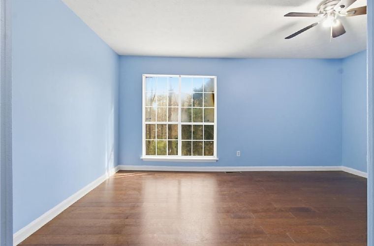 Building Photo - Room in Townhome on Glynn Oaks Dr