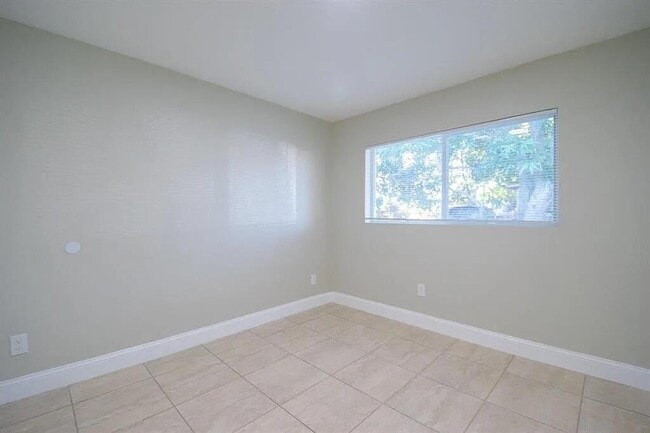 Building Photo - 508 N 23rd St