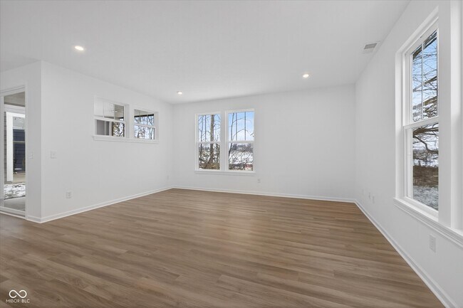 Building Photo - 15994 Meadow Frost Ct