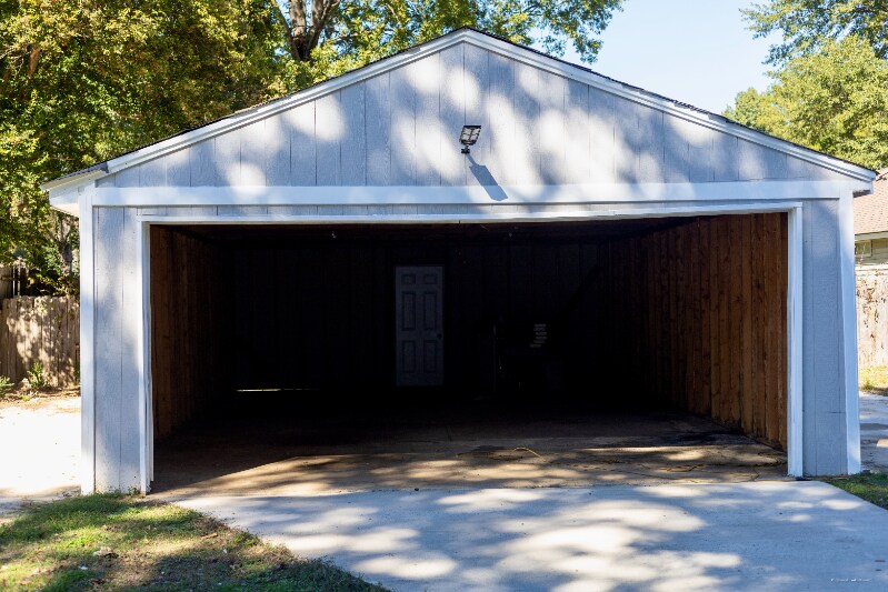 Building Photo - 3093 Barrycrest Dr