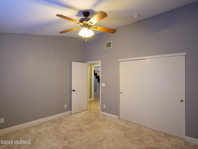 Building Photo - 9599 E Dunnigan Dr