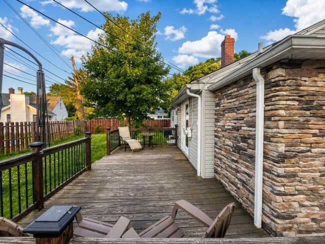 Building Photo - Brookhaven 4 Bedroom House with Deck