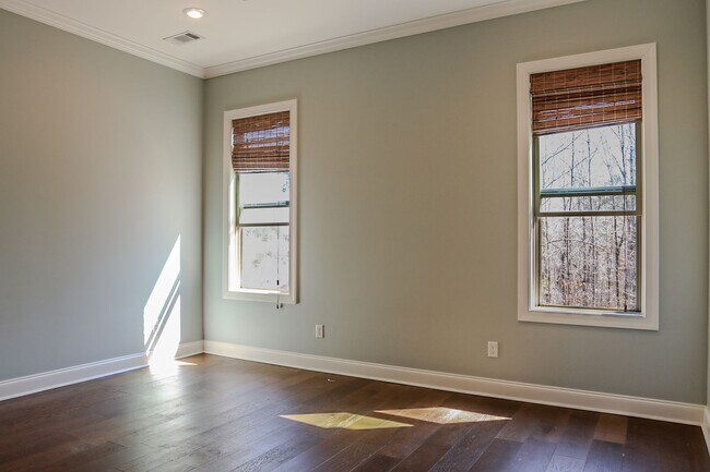 Building Photo - Tuscan Ridge Home
