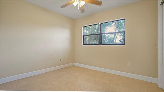 Building Photo - 5717 Lawndale Rd
