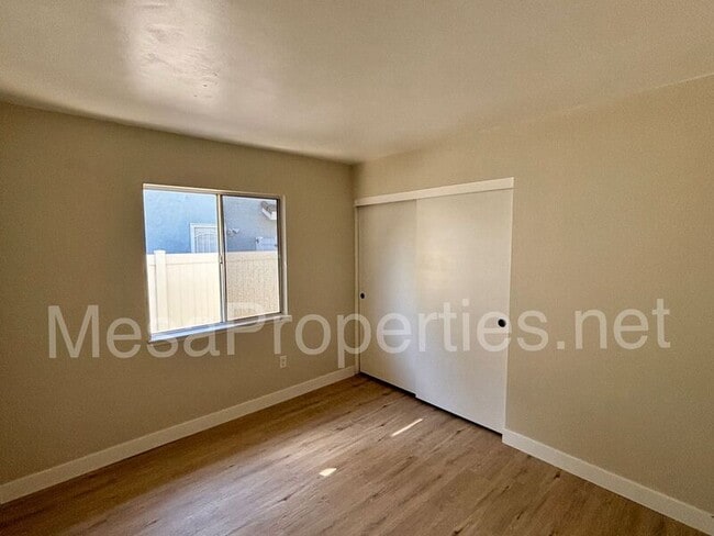 Building Photo - 1012 Alpine Ct