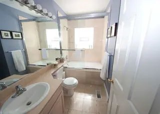 Building Photo - 2368 N Elston Ct