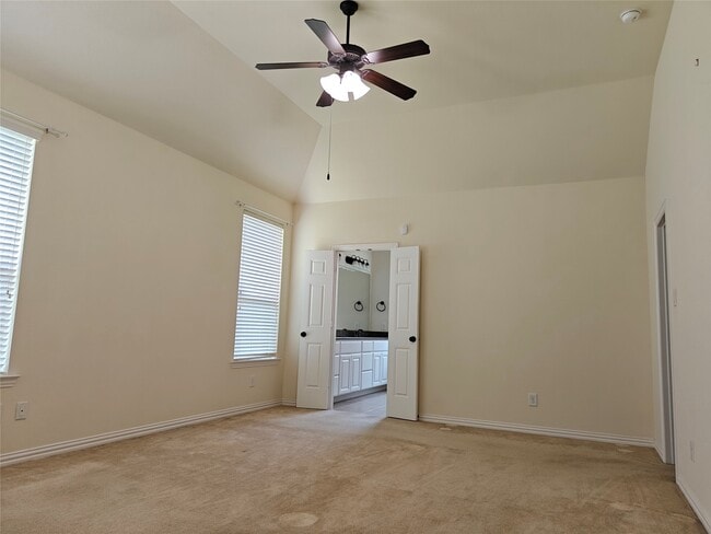 Building Photo - 5551 Twin Rivers Ln