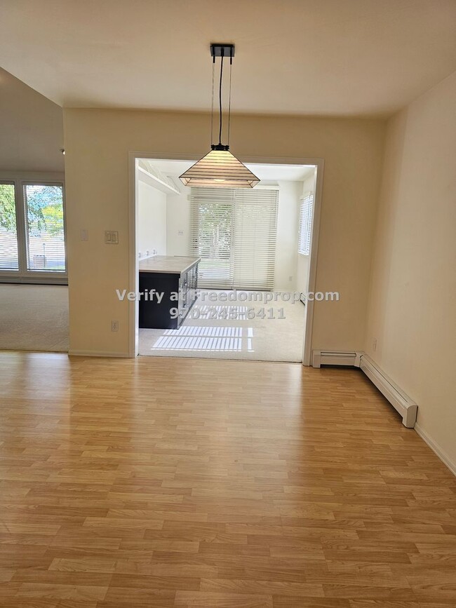 Building Photo - Fabulous Location Near Horizon & Dr St Mar...