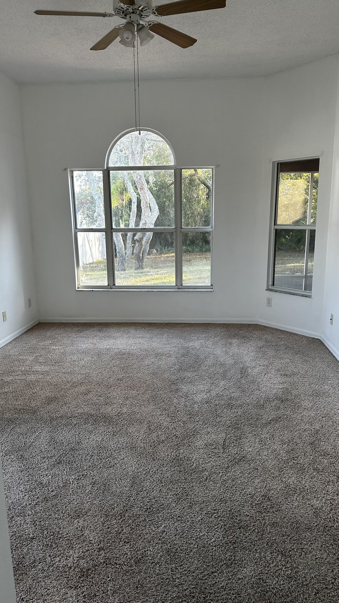 Building Photo - 5749 Cactus Cir