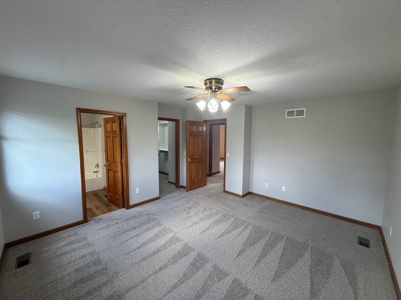 Building Photo - 2726 Bearberry Ct