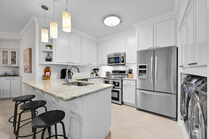 Building Photo - 3404 American Dr