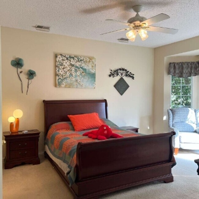 Building Photo - 133 Stratford Village Way