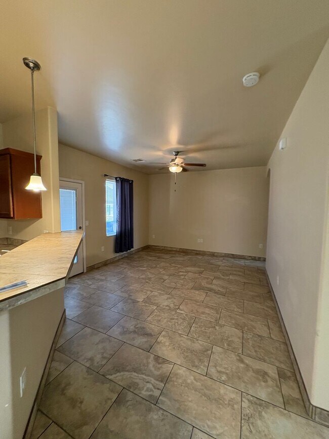 Building Photo - Charming 3 bedroom/2 bathroom Home located in Las Cruces !