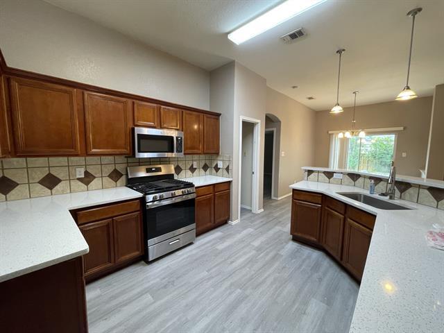 Building Photo - 2709 Logan Dr