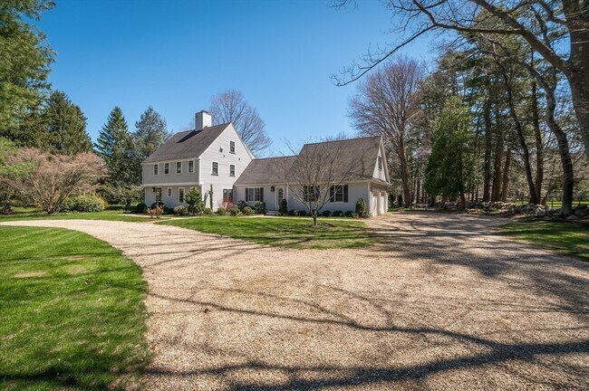 Primary Photo - 887 Bay Rd