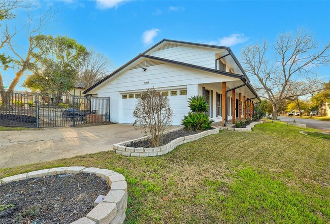 Building Photo - 3409 Lakeside Dr