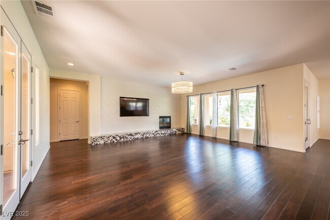 Building Photo - 2057 Orchard Mist St