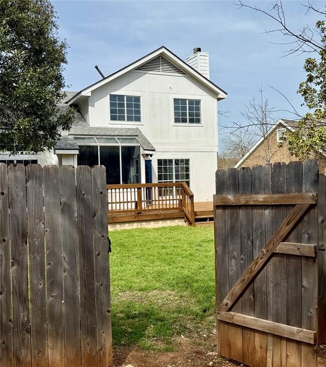 Building Photo - 2905 Six Gun Trail