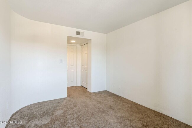 Building Photo - 3601 W Tierra Buena Ln