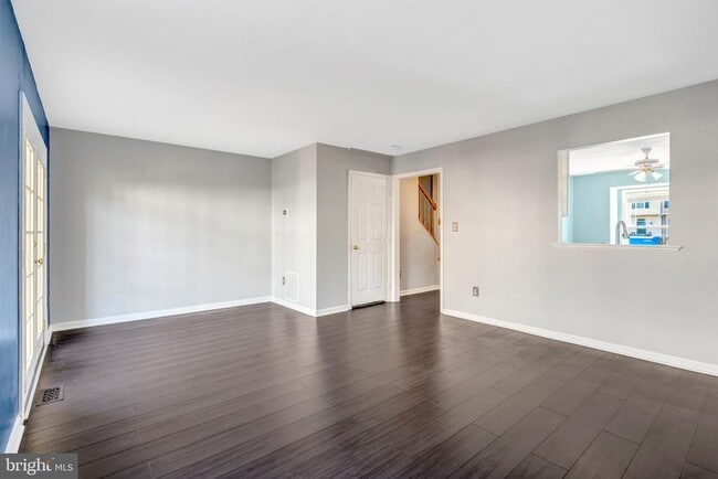 Building Photo - 14716 Grobie Pond Ln