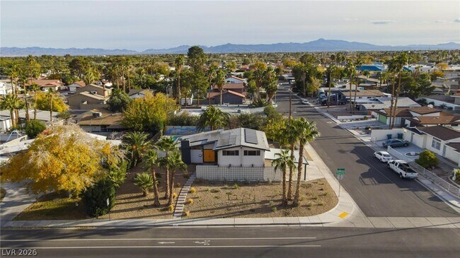 Building Photo - 1607 Pawnee Dr