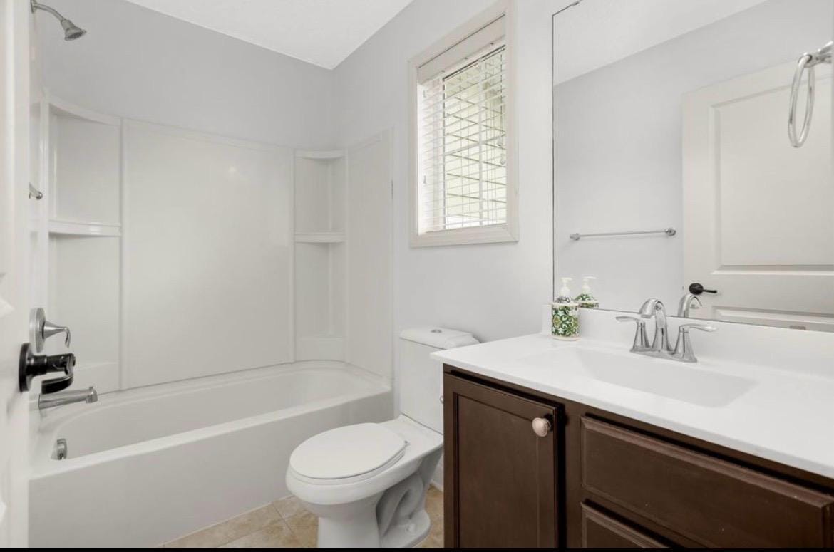 Building Photo - 3223 Red Oak Trl