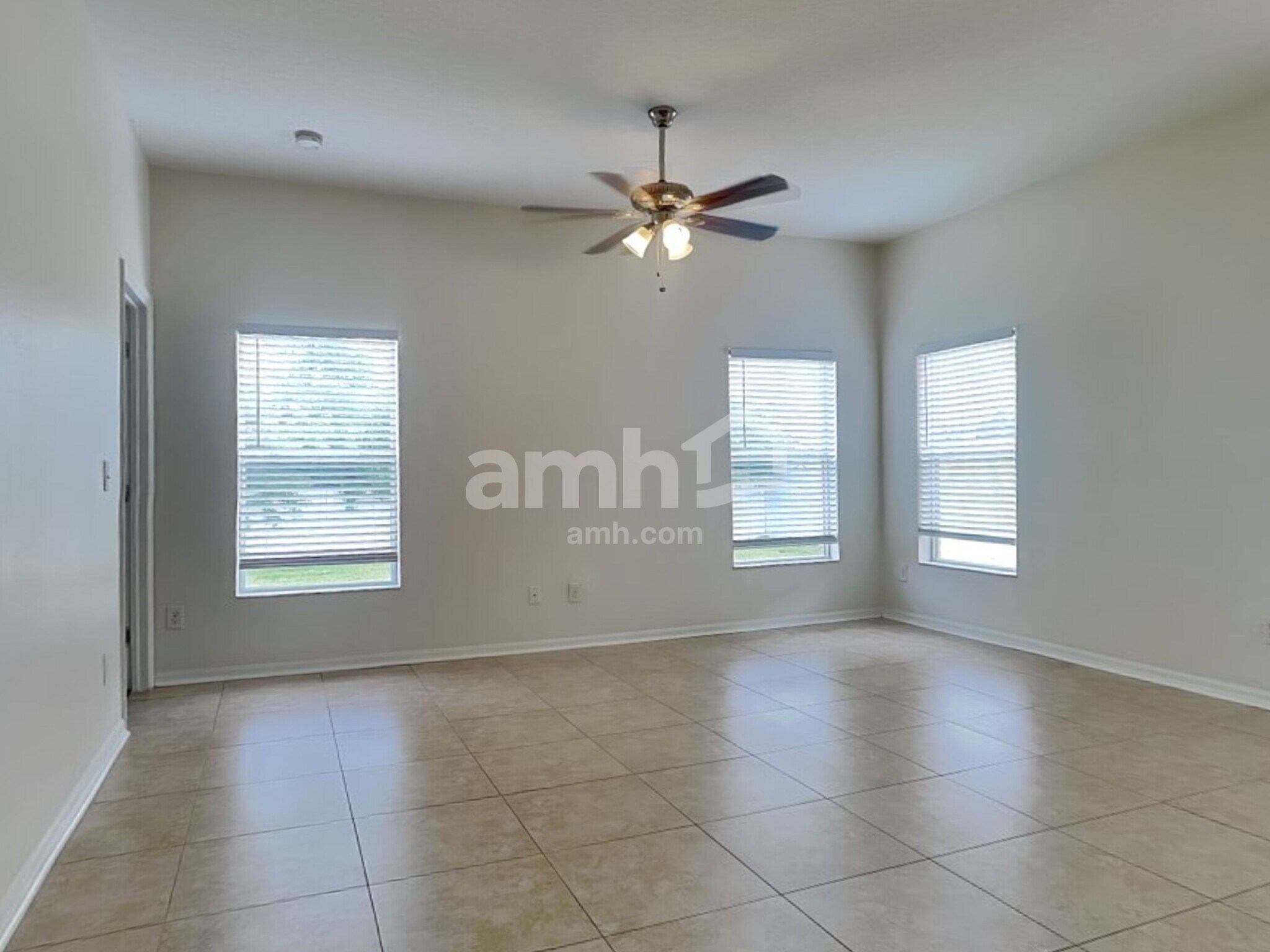 Building Photo - 1511 Emerald Hill Way