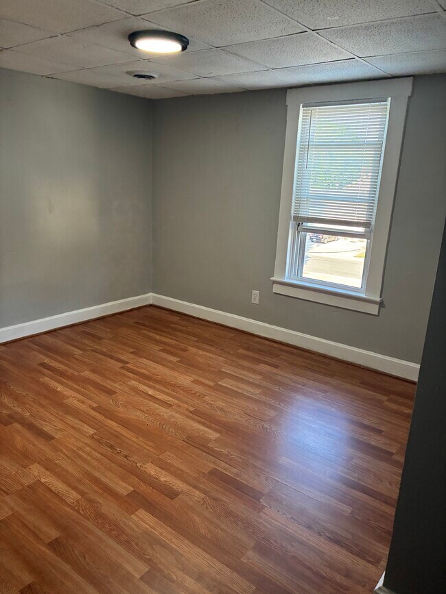 Building Photo - 1409 Vine St