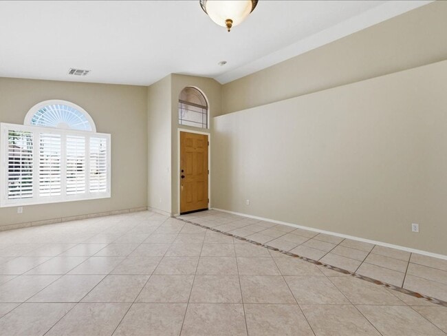 Building Photo - Spacious Living in a Gated Community with Amenities!