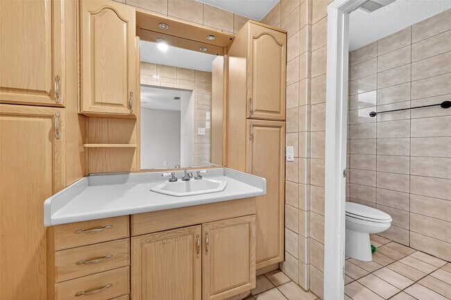 Building Photo - 4123 Wyanngate Dr