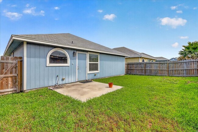 Building Photo - 6769 Mikayla St