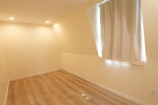 Building Photo - 224AA Groveland St