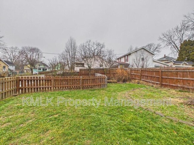 Building Photo - 36 23rd St SW