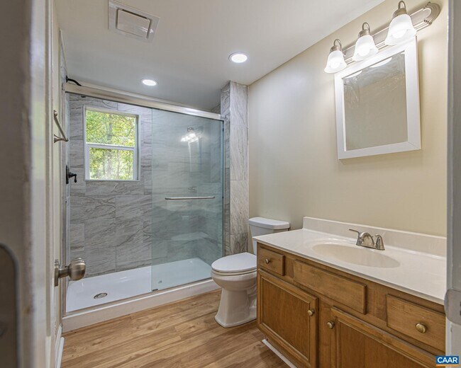 Building Photo - 337 Carrsbrook Dr