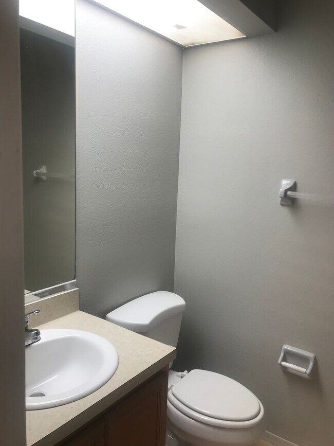 Building Photo - 7605SBD(100)