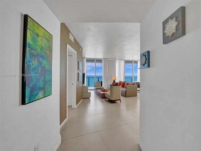 Building Photo - 4111 S Ocean Dr