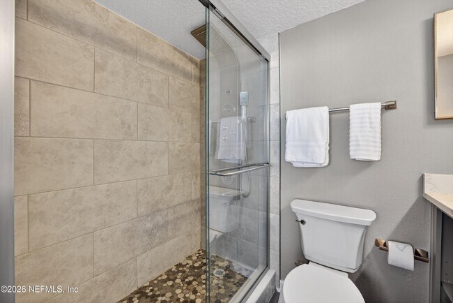 Building Photo - 601 1st St S