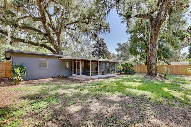 Building Photo - 2914 Lando Ln