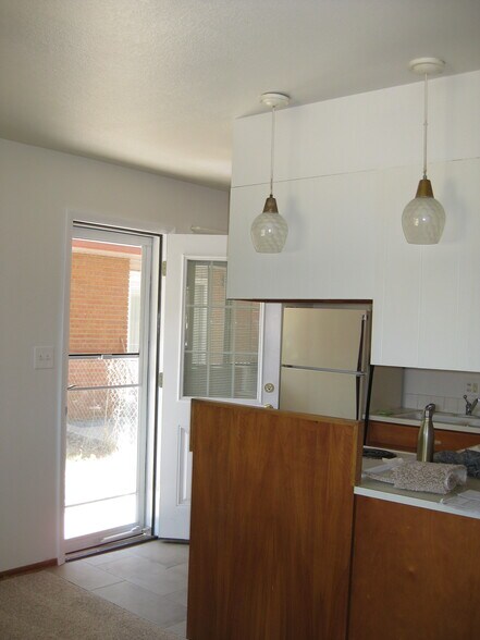 Building Photo - 1107 Hays St