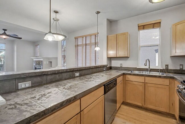 Building Photo - 1655 N Humboldt St