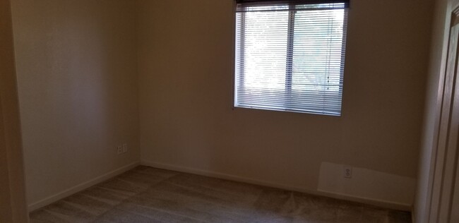 Building Photo - AFFORDABLE CONDO IN THE HEART OF TEMPE!