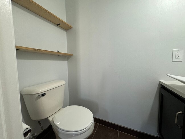 Building Photo - THREE BEDROOM  w Finished Basement- PARKLA...