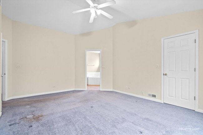 Building Photo - 2539 Lexington Ln