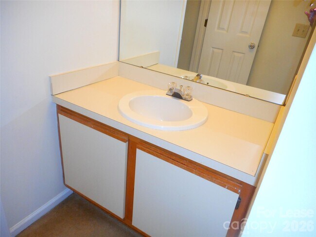 Building Photo - 6622 Bevington Ridge Rd