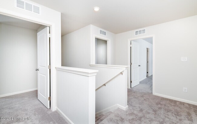 Building Photo - 104 Cool Crk Ct